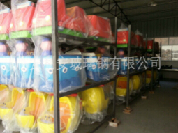 為什么游樂設(shè)備大多采用玻璃鋼材質(zhì)？